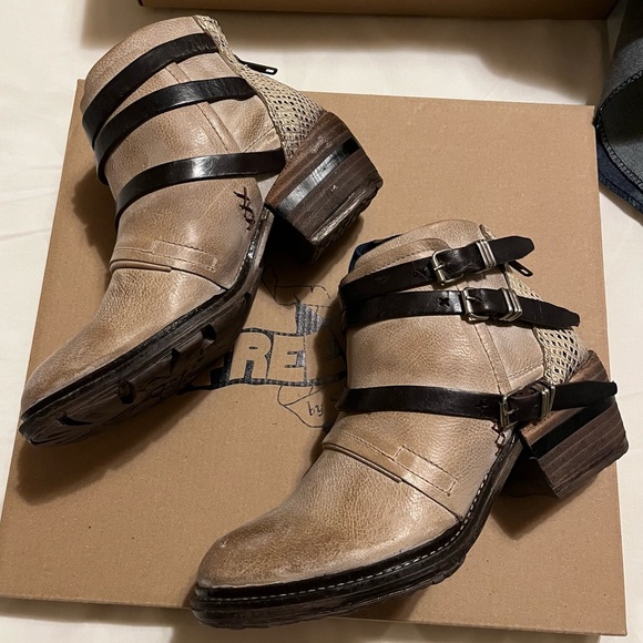 🍃💕NIB Steve Madden Freebird Leather Ankle Boot - Picture 13 of 15